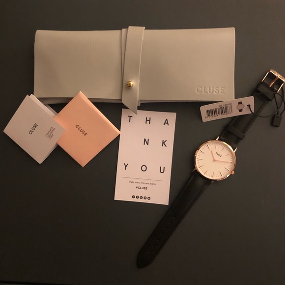 👜💄💍👠👗EVERYTHING👓💃👚👙👟👓 - Picture 3 of 6